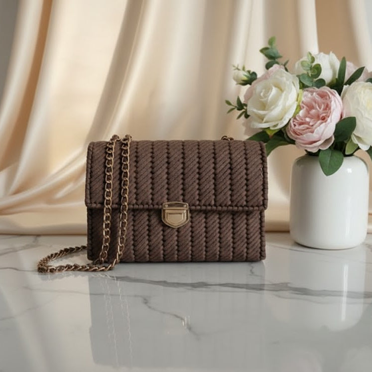 Brown woven handbag 