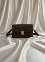 Brown woven handbag 