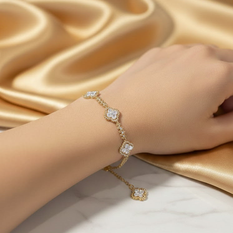 Gold bracelet with diamond accents 