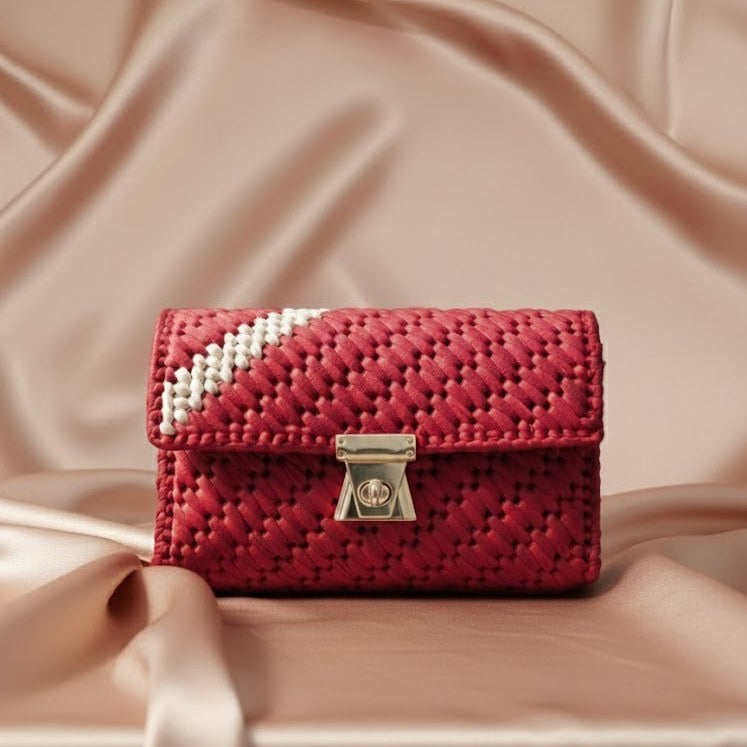 Red woven handbag with beigh touch  